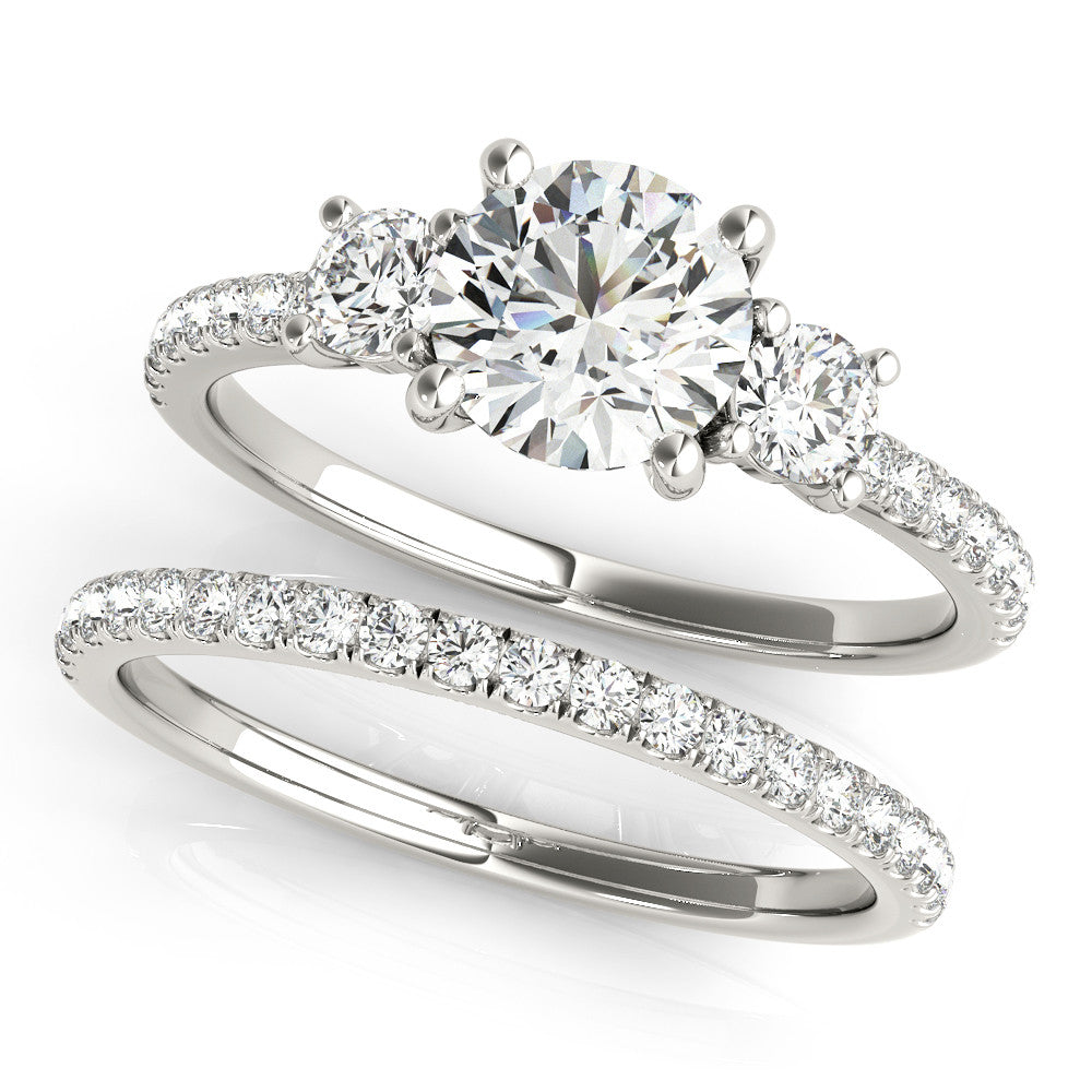 Hazel Round Cut Engagement Ring